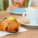 Behome Alojamento de Acomodação e Pequeno-almoço 4*