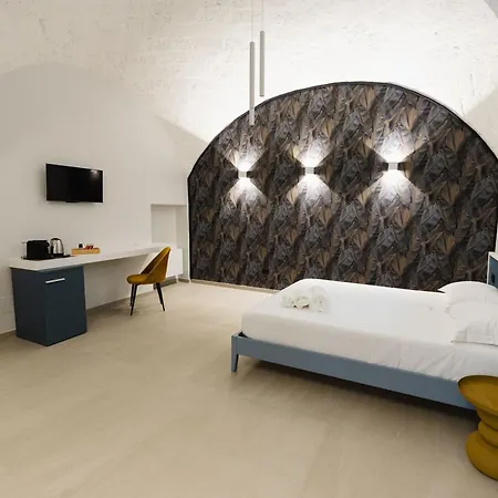 Behome 4* Trani