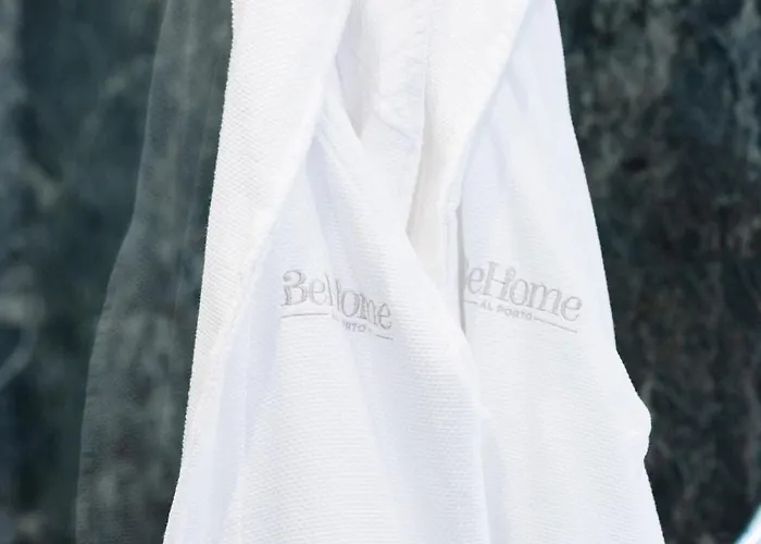 לינה וארוחת בוקר Behome 4*